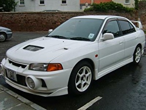 Размер колёс на Mitsubishi Lancer Evo VII 2001 Подбор шин на Mitsubishi Lancer Evo VII 2001