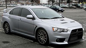 Размер колёс на Mitsubishi Lancer Evo X 2011 Подбор шин на Mitsubishi Lancer Evo X 2011