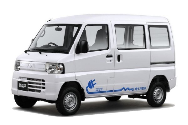 Размер колёс на Mitsubishi Minicab-MiEV 2026 Подбор шин на Mitsubishi Minicab-MiEV 2026
