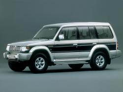 Размер колёс на Mitsubishi Pajero 1999 Подбор шин на Mitsubishi Pajero 1999