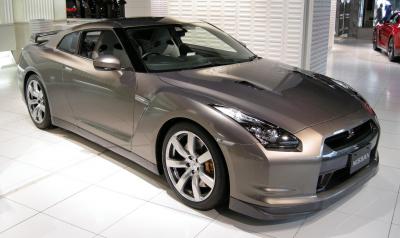 Размер колёс на Nissan GT-R 2008 Подбор шин на Nissan GT-R 2008