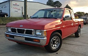 Размер колёс на Nissan Pickup 1993 Подбор шин на Nissan Pickup 1993