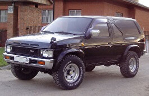 Размер колёс на Nissan Terrano 1992 Подбор шин на Nissan Terrano 1992