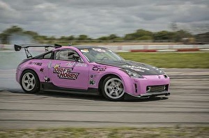 Размер колёс на Nissan Z 2013 Подбор шин на Nissan Z 2013
