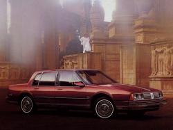 Размер колёс на Oldsmobile 98 1987 Подбор шин на Oldsmobile 98 1987
