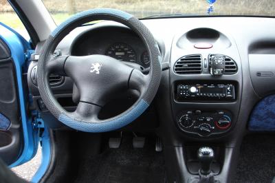 Размер колёс на Peugeot 206 1999 Подбор шин на Peugeot 206 1999