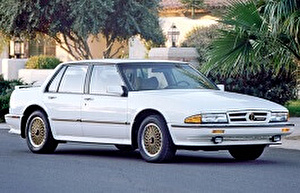 Размер колёс на Pontiac Bonneville 1987 Подбор шин на Pontiac Bonneville 1987