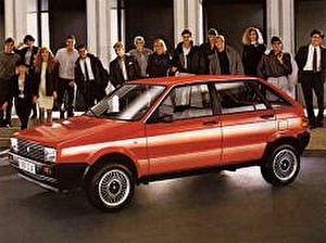 Размер колёс на Seat Ibiza 1987 Подбор шин на Seat Ibiza 1987