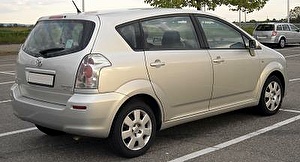 Размер колёс на Toyota Corolla Verso 2009 Подбор шин на Toyota Corolla Verso 2009