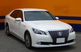 Размер колёс на Toyota Crown Majesta 2016 Подбор шин на Toyota Crown Majesta 2016