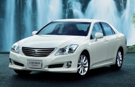Размер колёс на Toyota Crown Royal 2012 Подбор шин на Toyota Crown Royal 2012