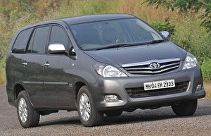 Размер колёс на Toyota Innova 2009 Подбор шин на Toyota Innova 2009