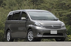 Размер колёс на Toyota Isis 2015 Подбор шин на Toyota Isis 2015