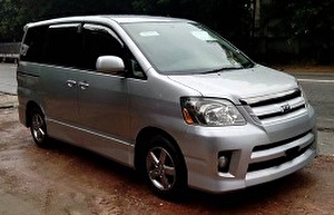 Размер колёс на Toyota Noah 2005 Подбор шин на Toyota Noah 2005