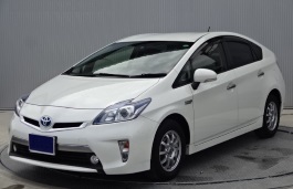 Размер колёс на Toyota Prius PHV 2015 Подбор шин на Toyota Prius PHV 2015