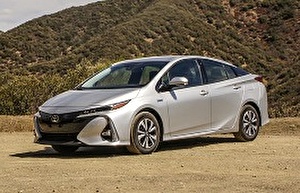 Размер колёс на Toyota Prius Prime 2018 Подбор шин на Toyota Prius Prime 2018
