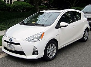 Размер колёс на Toyota Prius+ 2015 Подбор шин на Toyota Prius+ 2015