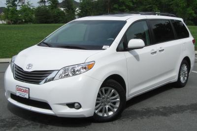 Размер колёс на Toyota Sienna 2011 Подбор шин на Toyota Sienna 2011