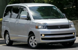 Размер колёс на Toyota Voxy 2005 Подбор шин на Toyota Voxy 2005