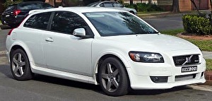 Размер колёс на Volvo C30 2009 Подбор шин на Volvo C30 2009