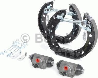 Bosch 0 204 114 640 комплект тормозных колодок на NISSAN MICRA II (K11)