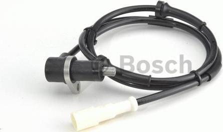 BOSCH Датчик, частота вращения колеса (0 265 006 140)