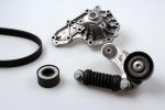 Hepu PK00542 водяной насос + комплект ручейковых ремней на RENAULT MEGANE I (BA0/1_)