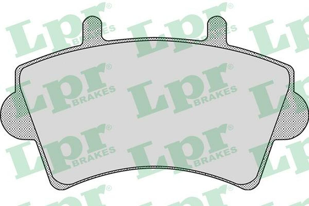 LPR 05P884 Колодки тормозные дисковые перед. Movano, Master (7701 207 339)