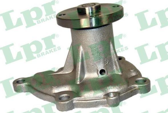 LPR WP0388 водяной насос на NISSAN CHERRY II купе (N10)