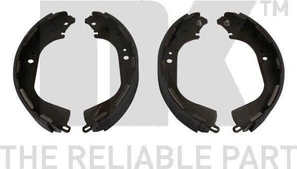 NK 2722564 комплект тормозных колодок на NISSAN PATHFINDER II (R50)