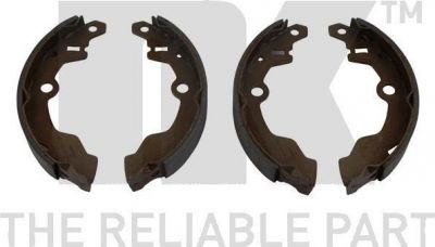 NK 2752472 комплект тормозных колодок на SUZUKI ALTO (CM11, CL11, CP11, CN11, CP21, CN21, CM21, CL21, CS22,