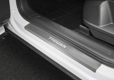 RIVAL RIVAL NP.5807.3 Накладки порогов RIVAL (4 шт.) Volkswagen Tiguan 2016- (название модели) (NP.5807.3)