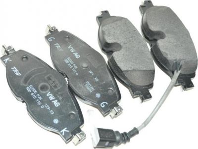 VAG 8V0 698 151 8V0 698 151 Колодки передние AD A3/VW Golf VII