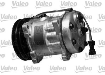 Valeo 813023 компрессор, кондиционер на RENAULT TRUCKS Premium