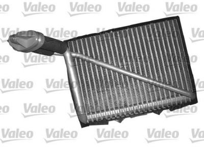 Valeo 817521 испаритель, кондиционер на SKODA SUPERB (3U4)