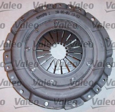 VALEO Комплект сцепления FORD Fieta V/Focus II/Mondeo IV mot.1,6L 100/125pS (826935)