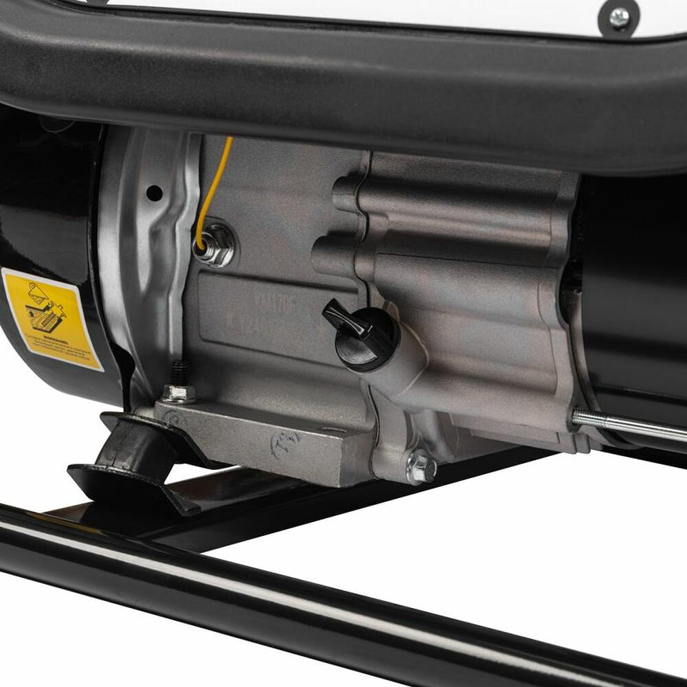 Kranz KR-16-1133 Генератор бензиновый KR3300, 3,3кВт, 230В, 15л, ручной стартер KRANZ
