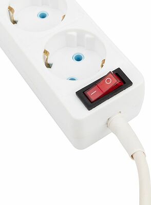 PROconnect 11-7213 Удлинитель 3 гнезда, 5м, 3х0,75мм², с/з, с кнопкой, белый PROconnect