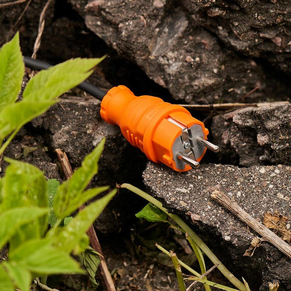 REXANT 111-015 Вилка влагозащищенная прямая, c/з, 16А, IP44, каучук, оранжевая REXANT