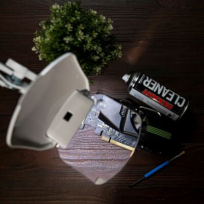 REXANT 31-0565 Лупа на струбцине квадратная 3D+20D с подсветкой 6LED, серия EXPERT, белая REXANT