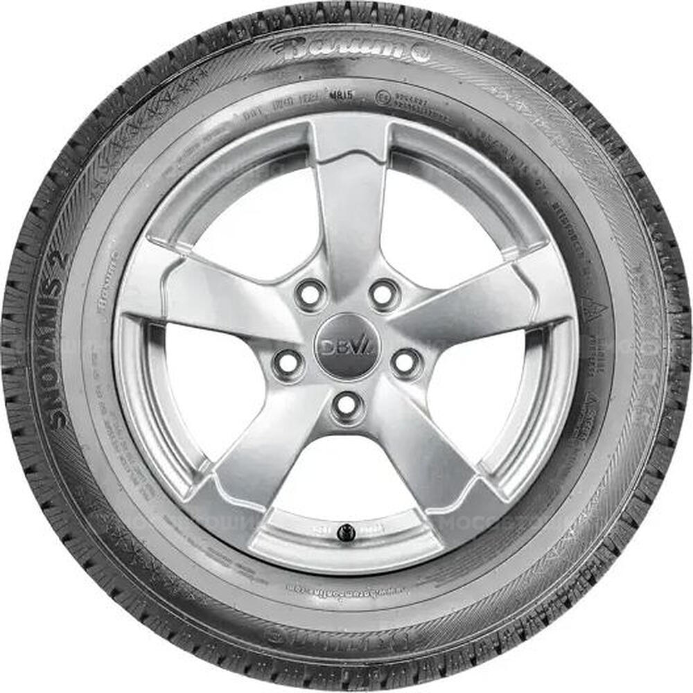 Vista lateral Barum Snovanis 2 205/65 R16 103T