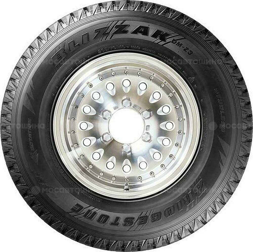 Vista lateral Bridgestone Blizzak DM-Z3 255/60 R17 Q