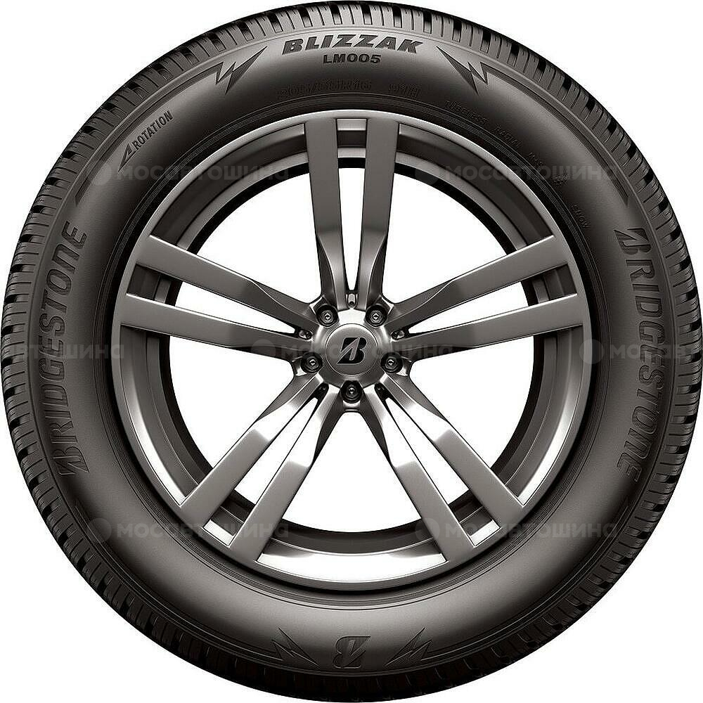 Vista lateral Bridgestone Blizzak LM005 225/45 R19