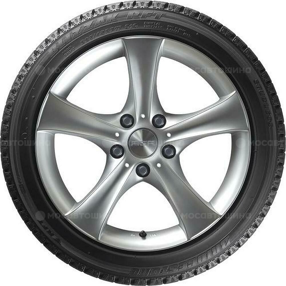 Vista lateral Bridgestone Blizzak RFT 255/45 R20 101Q RF