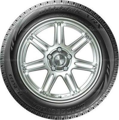 Bridgestone Blizzak VRX 215/45 R17 87S