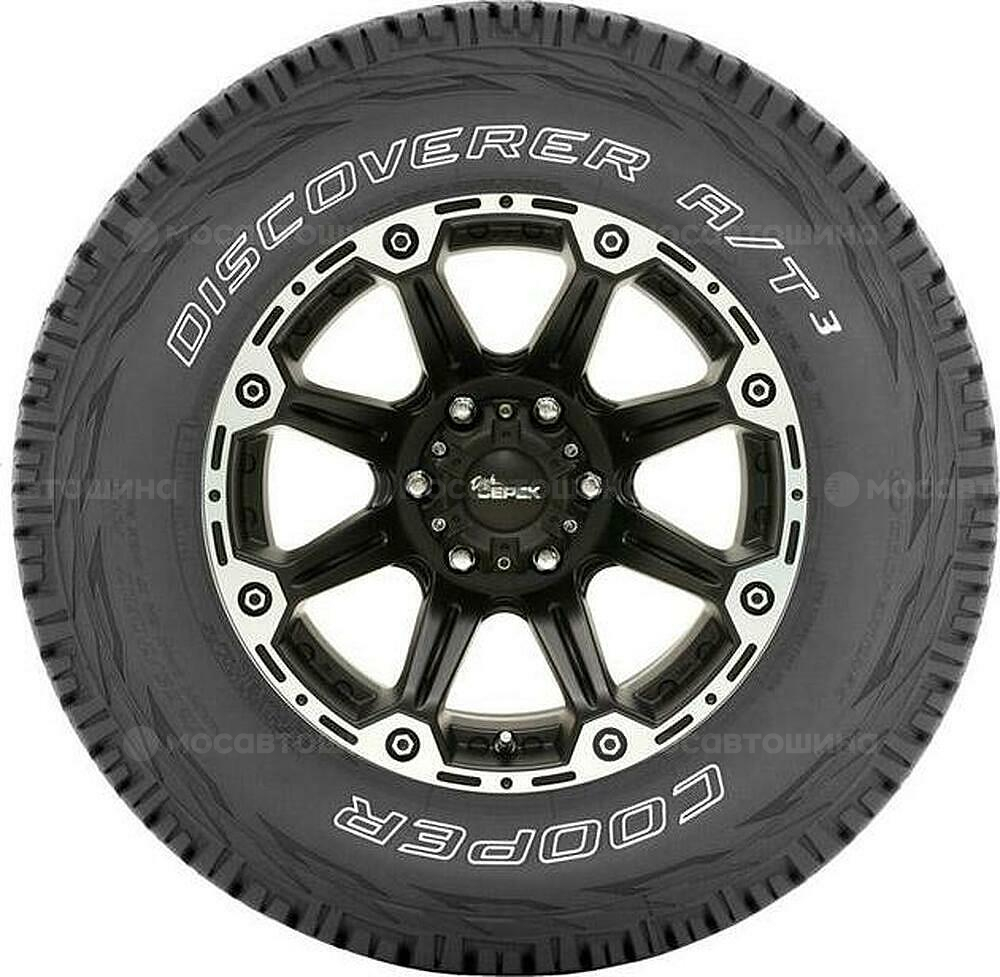 Vista lateral Cooper Discoverer A/T3 235/85 R16 120/116R
