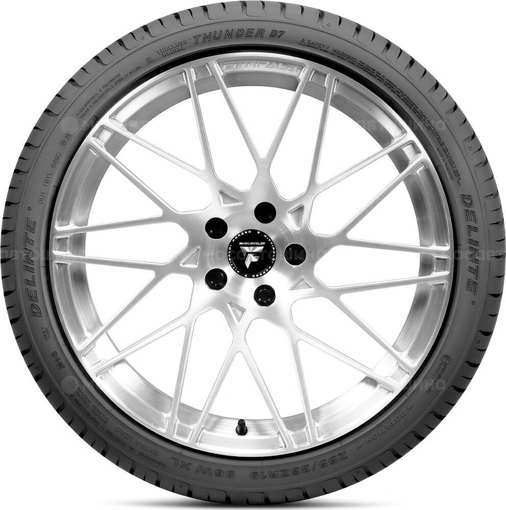 Vista lateral Delinte D7 285/25 R22 95W