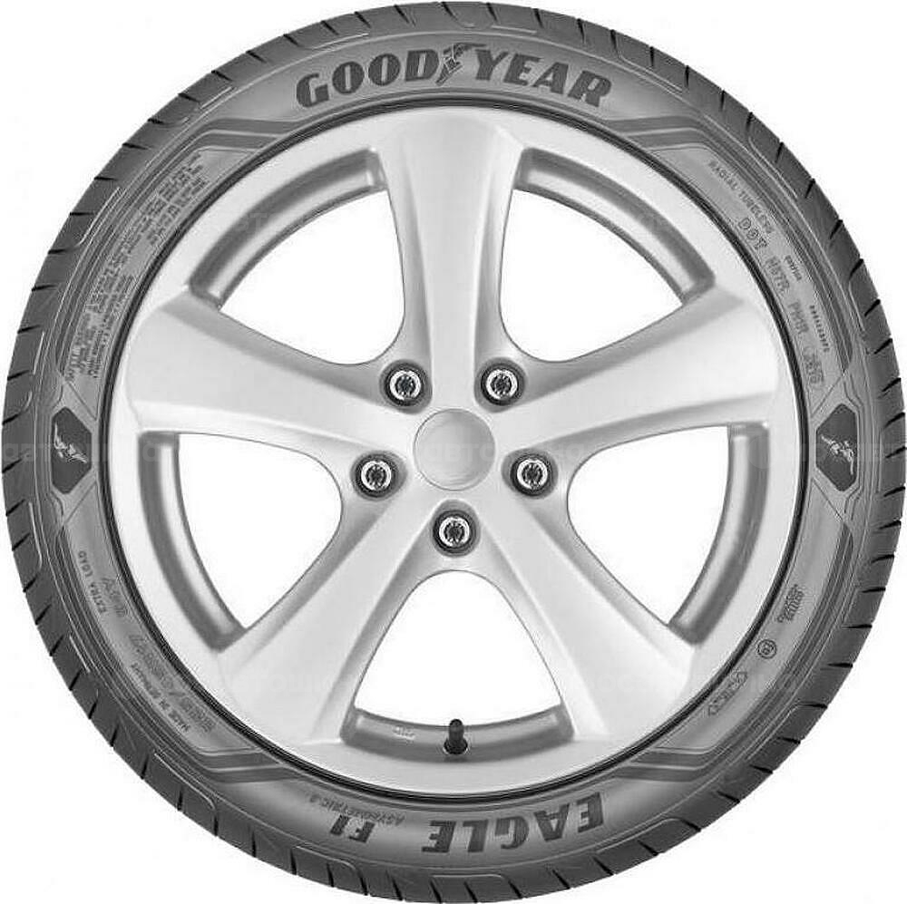 Vista lateral  Goodyear Eagle F1 Asymmetric 3 245/45 R17 95Y