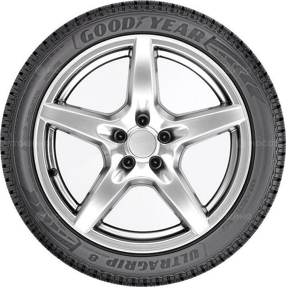Vista lateral Goodyear UltraGrip 8 Performance 205/65 R16 95H 