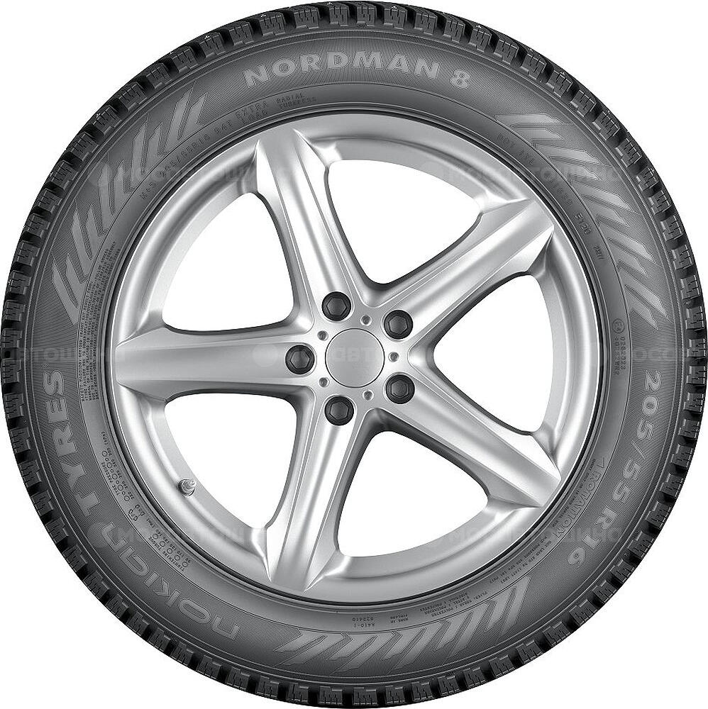 Vista lateral  Ikon Nordman 8 215/60 R16 99R XL